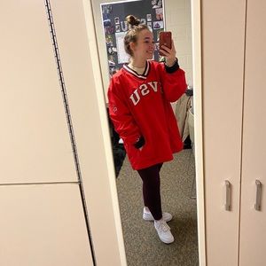 Meet your Posher, Ella